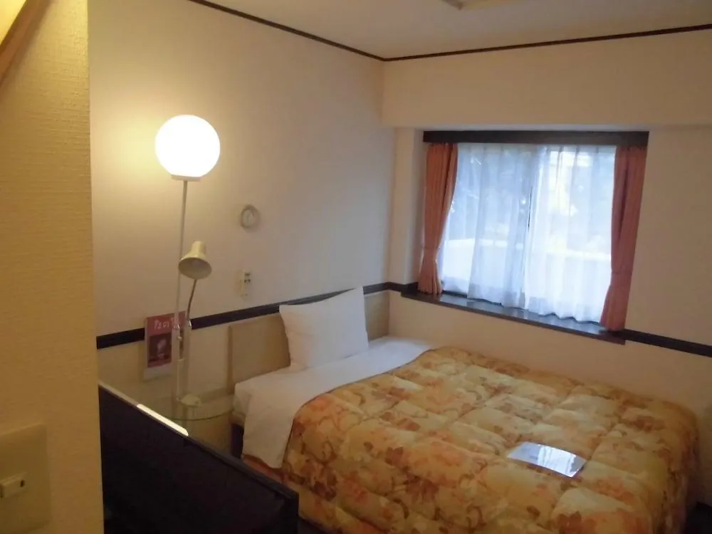 Toyoko Inn Shin-Osaka Chuo-Guchi Honkan 3*, Osaka
