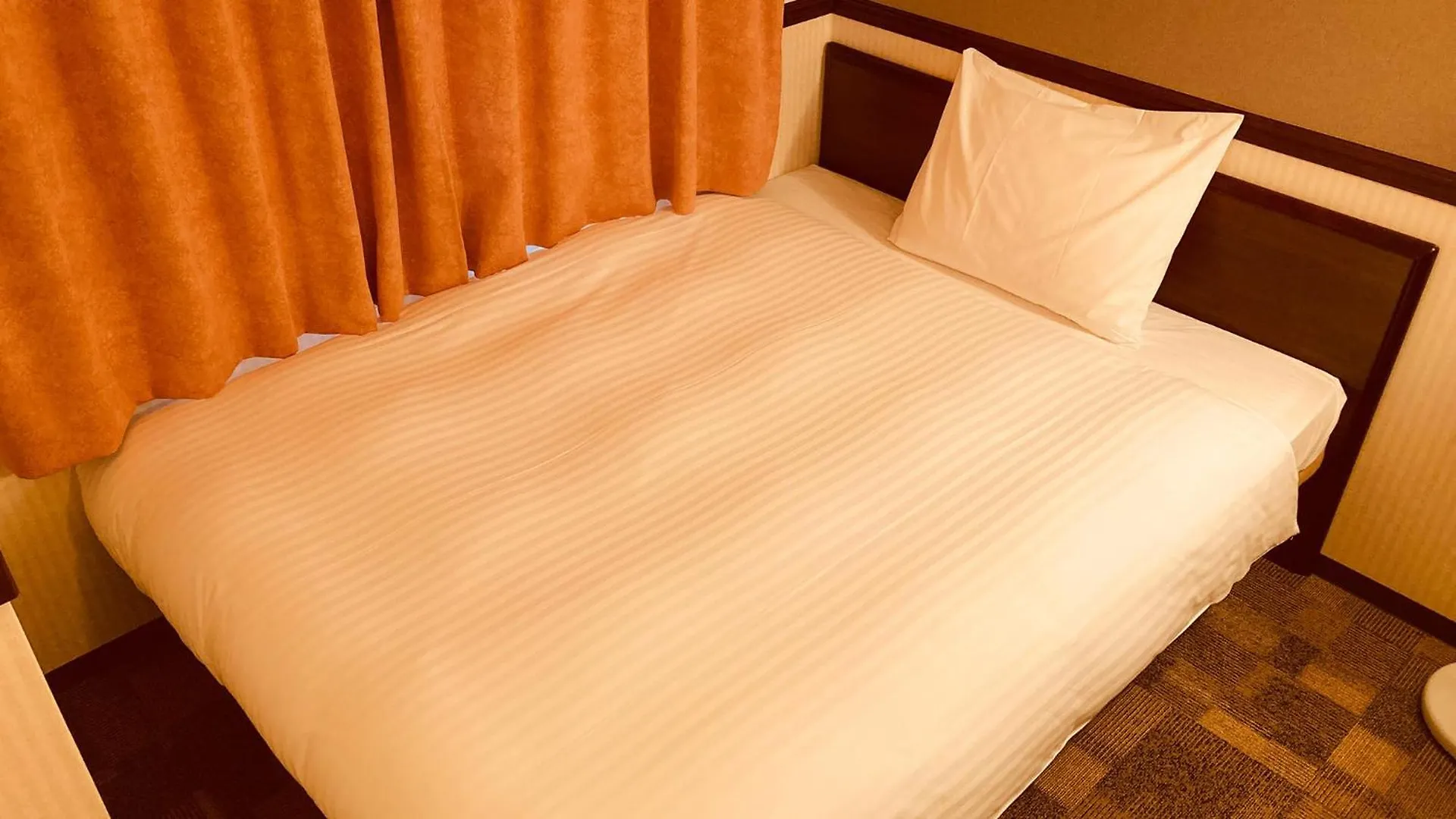 Toyoko Inn Shin-Osaka Chuo-Guchi Honkan Hotel