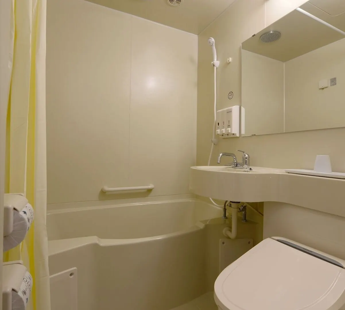 Toyoko Inn Shin-Osaka Chuo-Guchi Honkan Japan