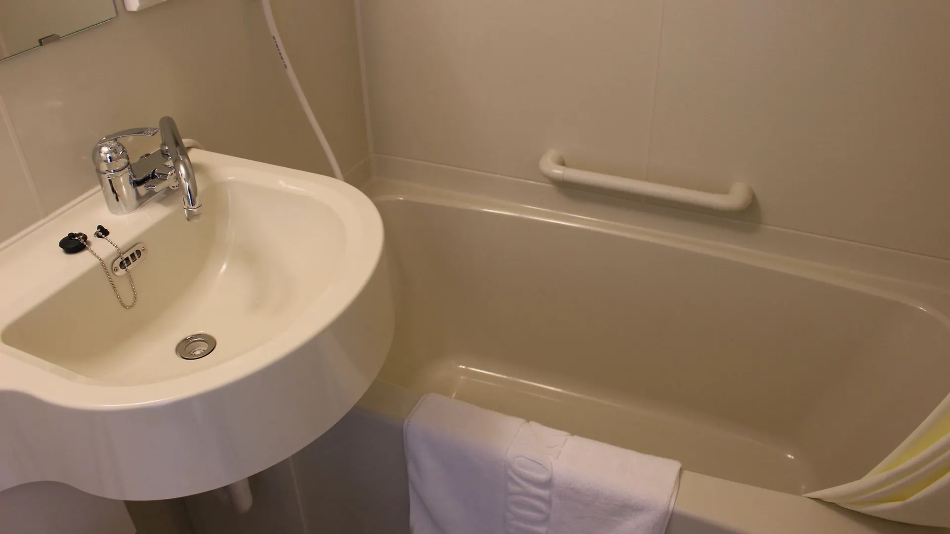 *** Hotel Toyoko Inn Shin-Osaka Chuo-Guchi Honkan Japan